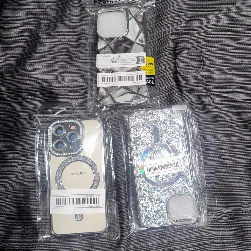 EUC and NWOT | iPhone 14 Pro bundle | phone case and camera bling